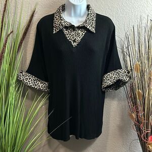 #134 Fiorlini international, animal print woven sweater size 22/24